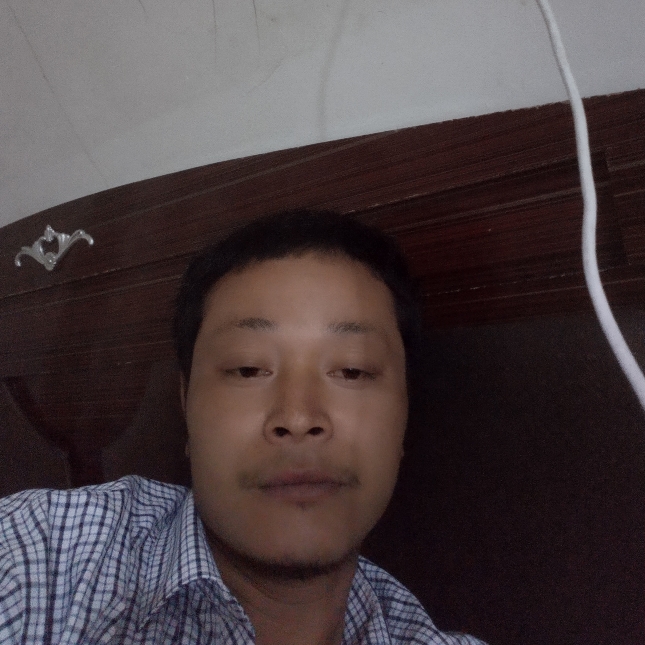 泪雨用爱笑的照片