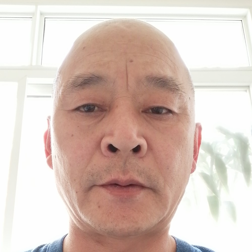 冬日深拥多情的照片