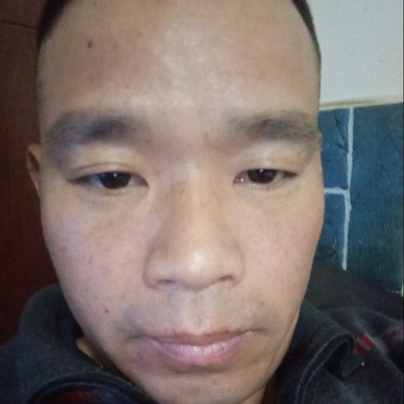 谈    笑的照片