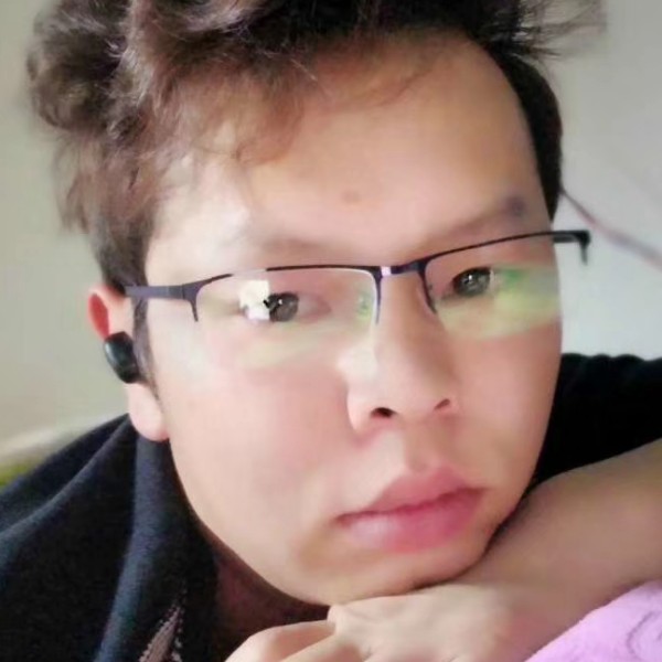 默逆的照片