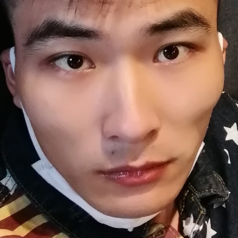 战斗机浅吻欣喜的照片