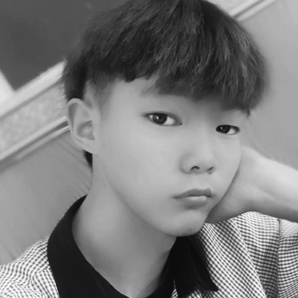 小伟x的照片