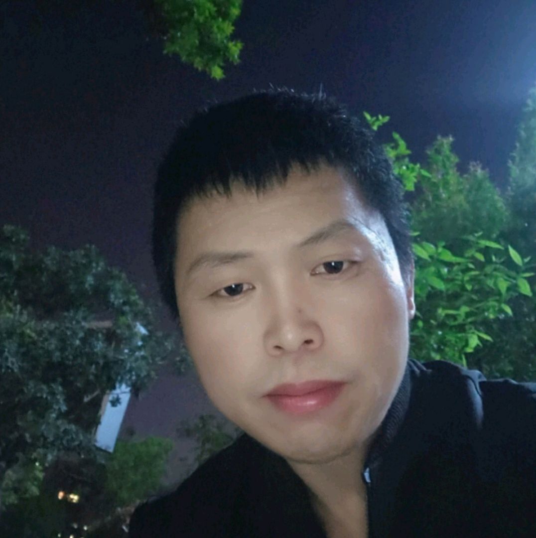 帅哥与悲凉的照片