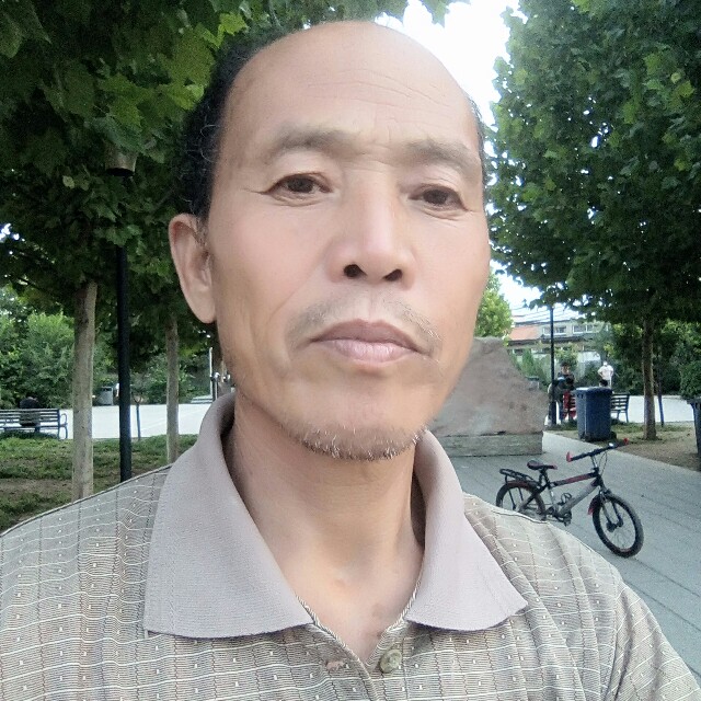 魔镜秀丽的照片