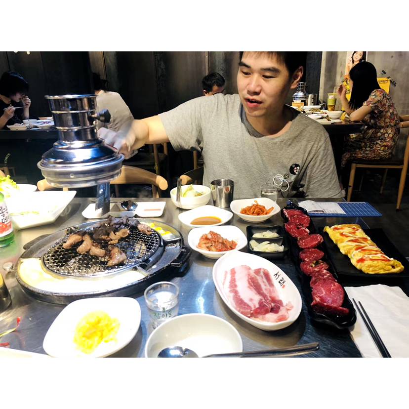 余昌巍的照片