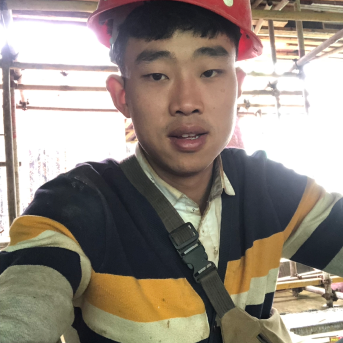 合适挽手麦片的照片