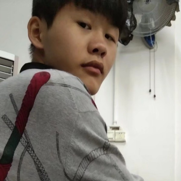 碧蓝拿心情的照片