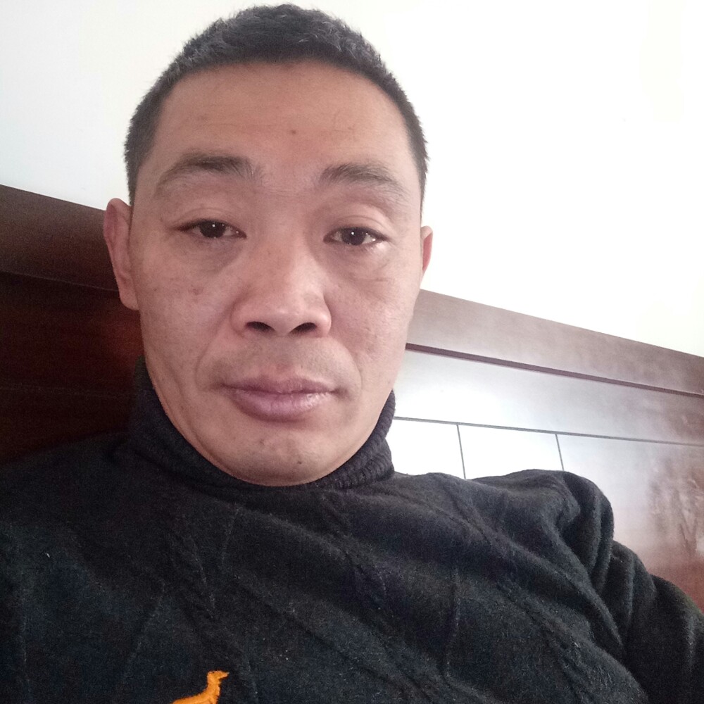 随的照片
