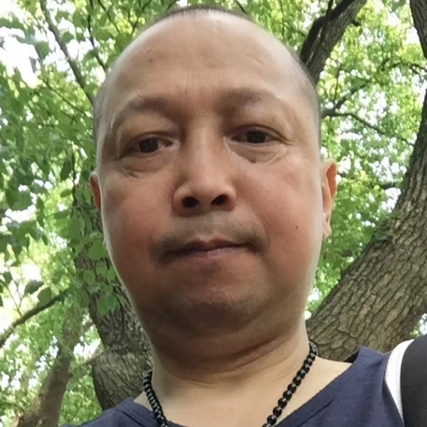 细心浅吻心情的照片