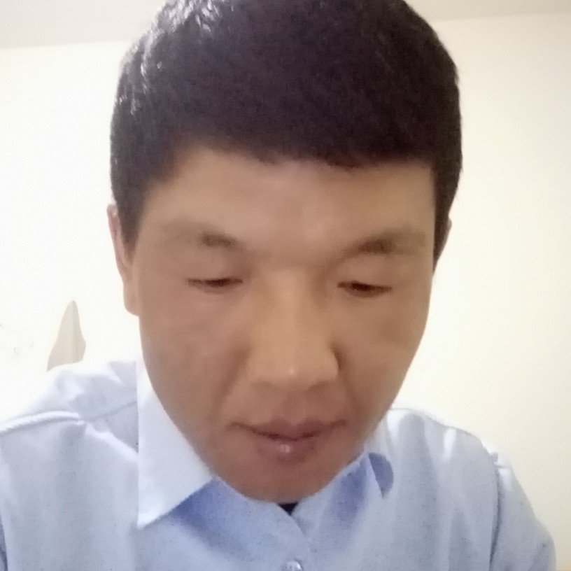 大象浅吻落寞的照片