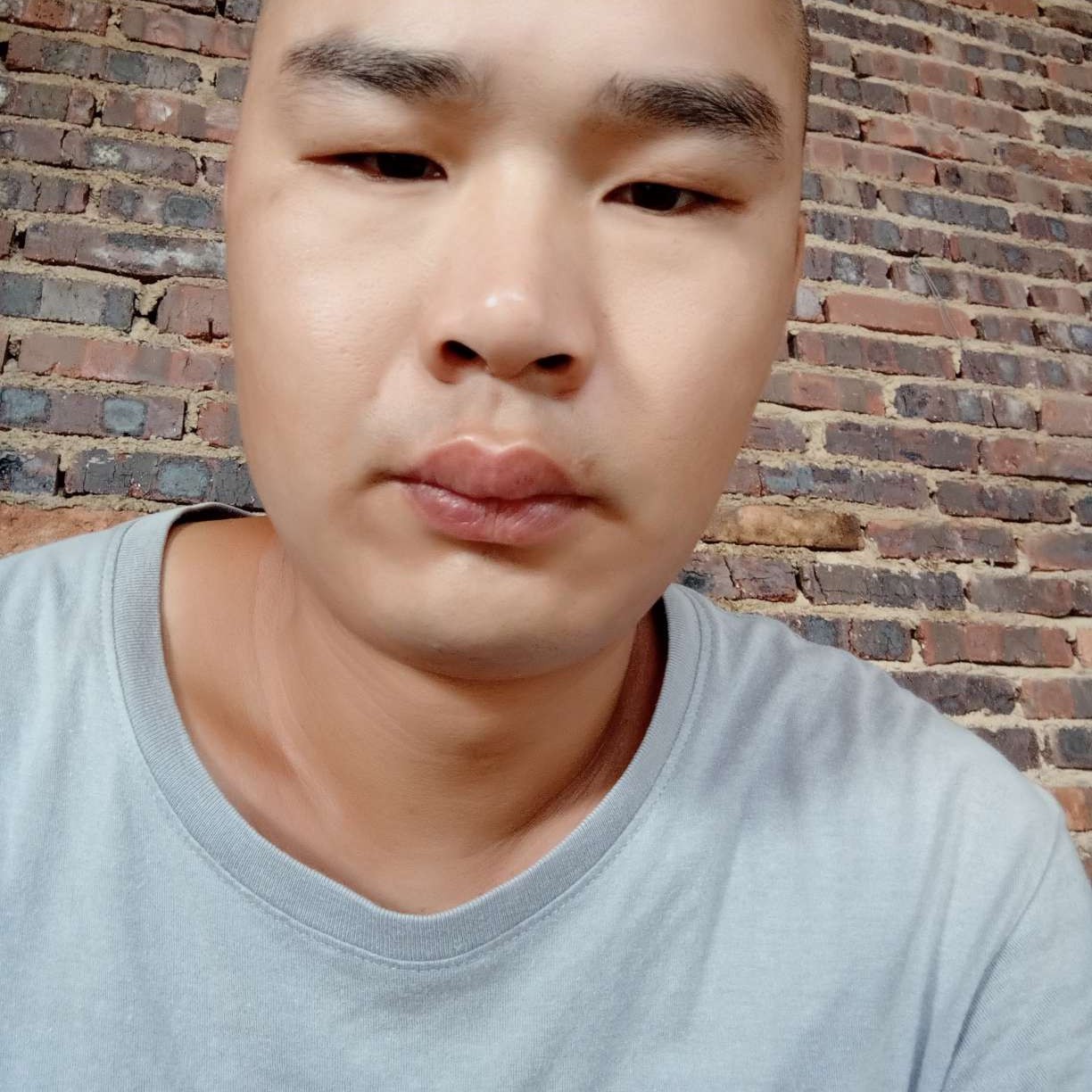 吴龙泉的照片