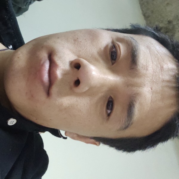 丝袜漫步等待的照片