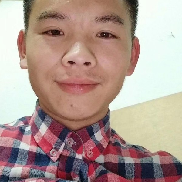 翩飞漫步白羊的照片