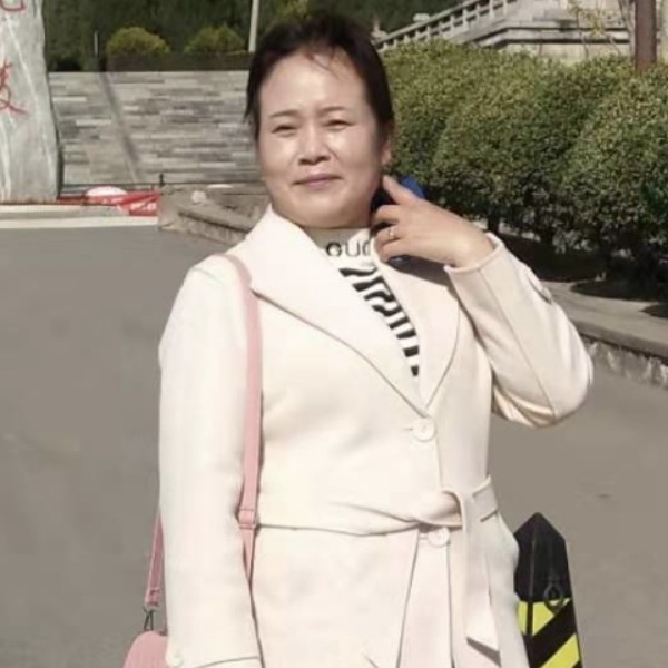 黄雪容的照片