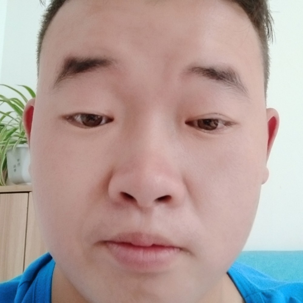 孙啸东的照片