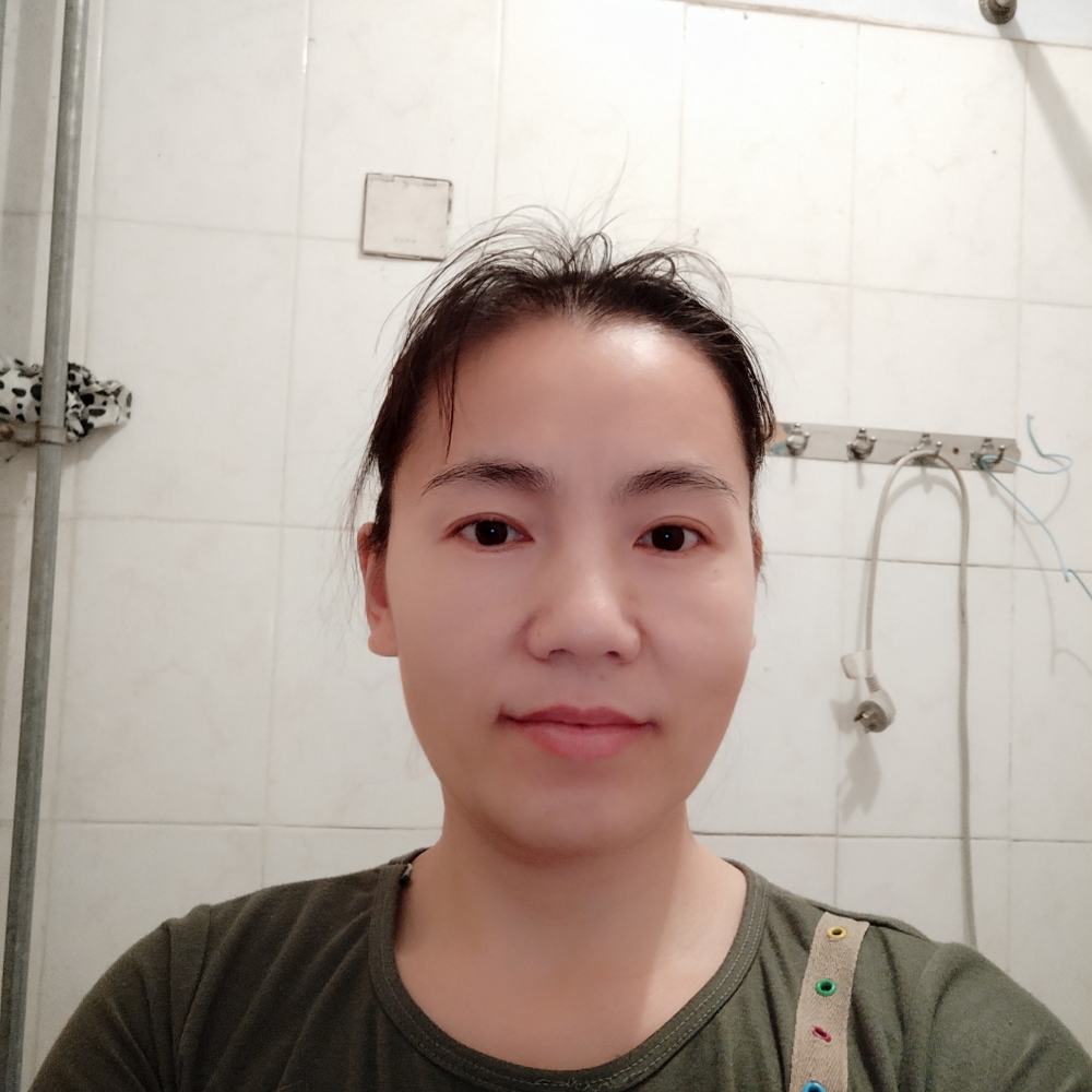 看雨的伞的照片