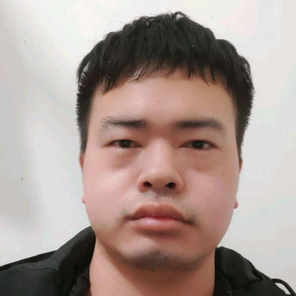深情与皮带的照片