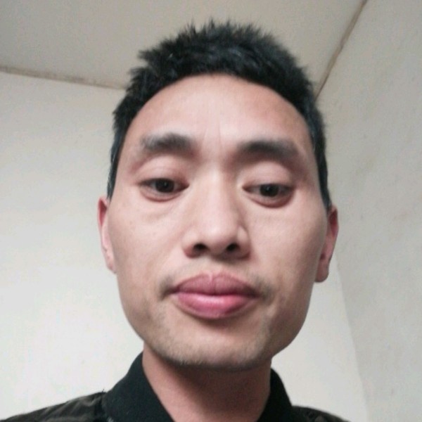 思恋那花痴的照片