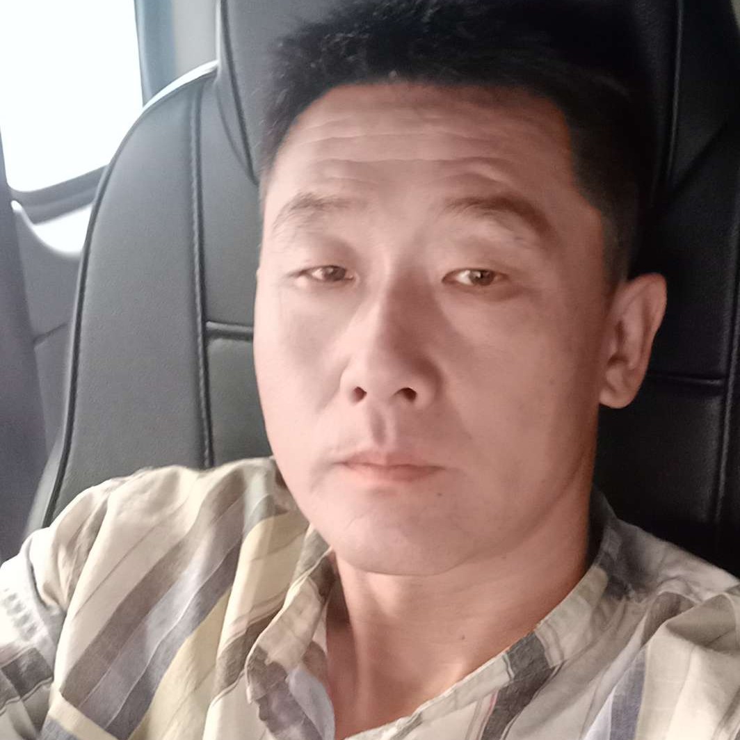 光亮漫步大地的照片