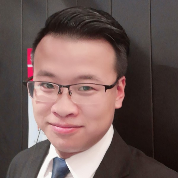 徐明震的照片