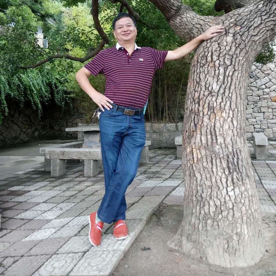 长情方断夏的照片