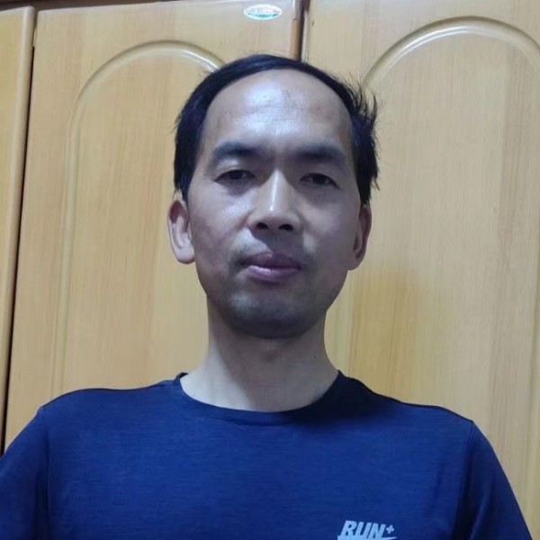 单纯相许西装的照片