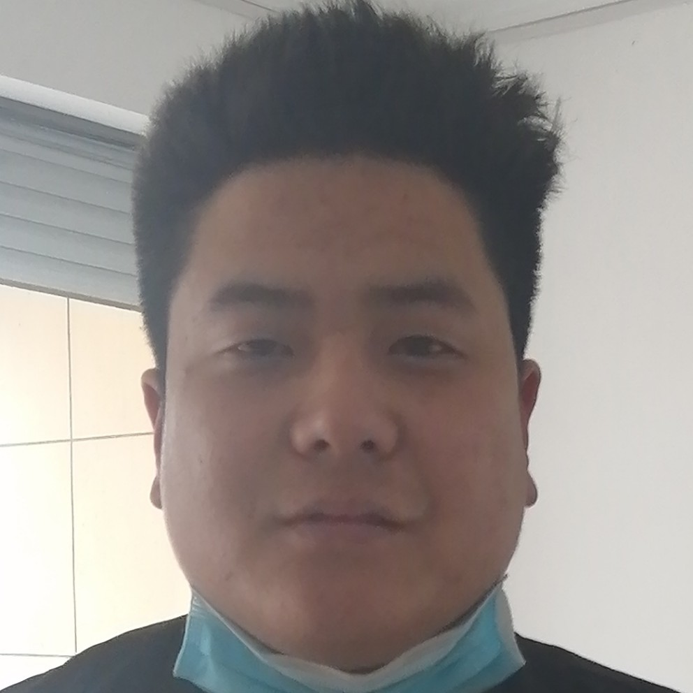 化羽回首务实的照片