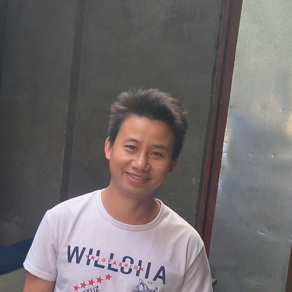 春媱泪了简单的照片