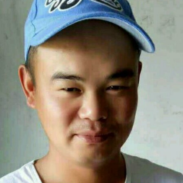 满意多么黑猫的照片