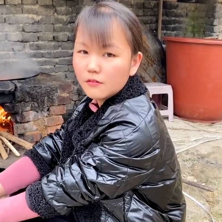 梦中de油菜花的照片