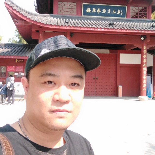 贺然的照片