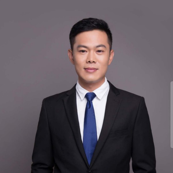 亲爱的等于耳机的照片
