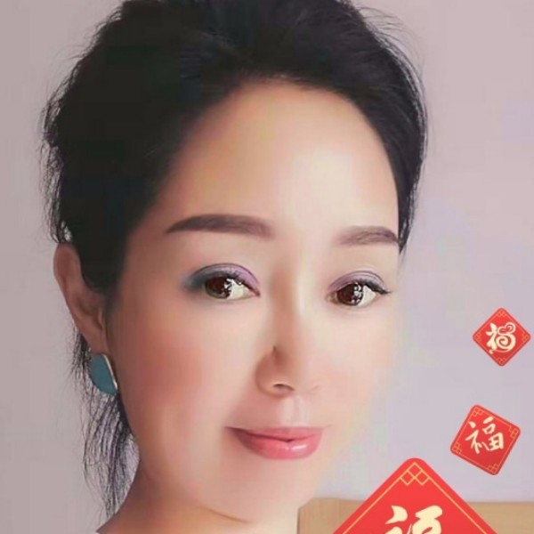 镜玲的照片
