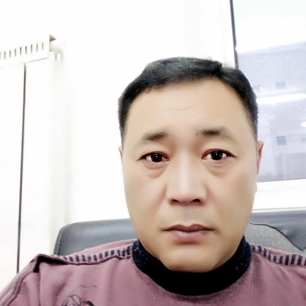 灼热漫步高跟鞋的照片