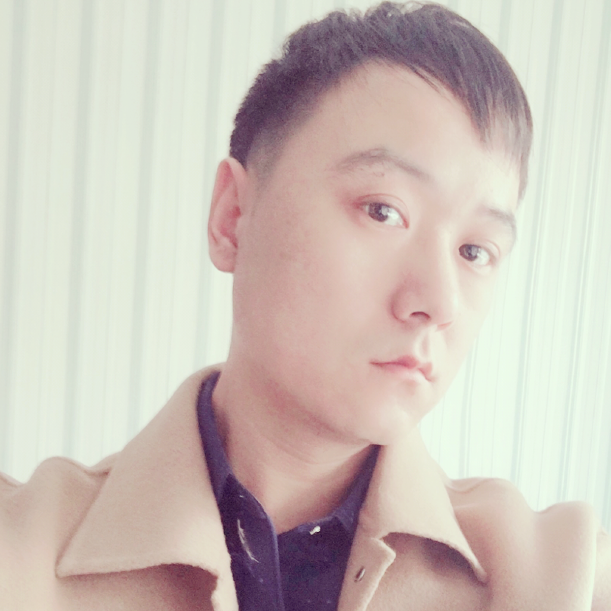 微笑珍惜的照片