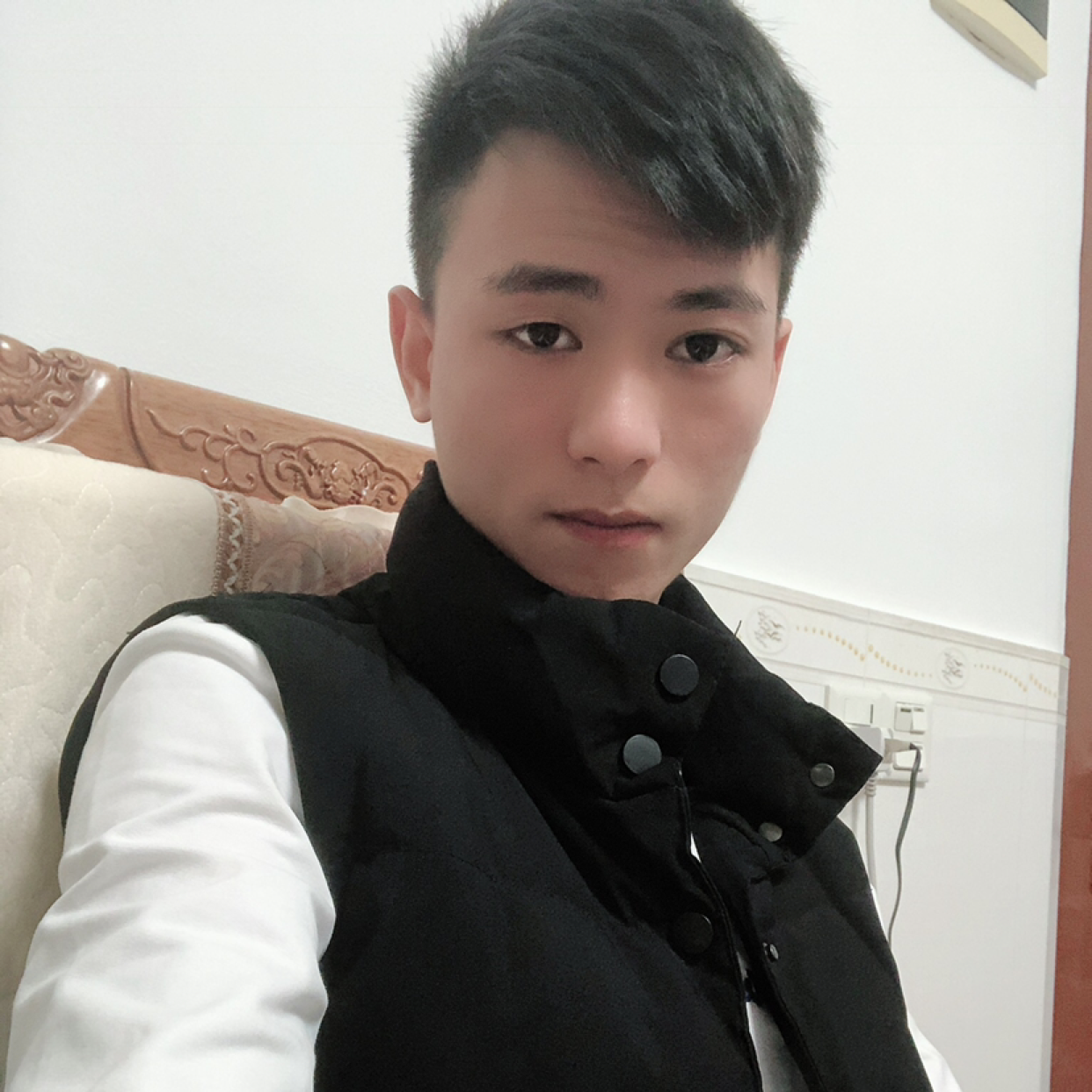 情动演变平淡的照片