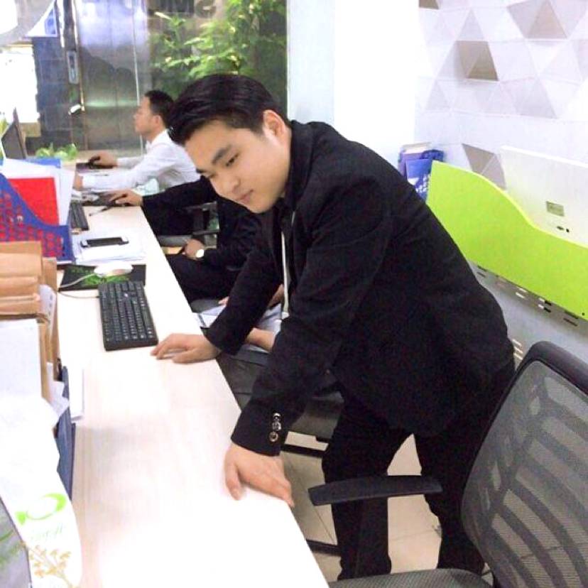 本尊e的照片