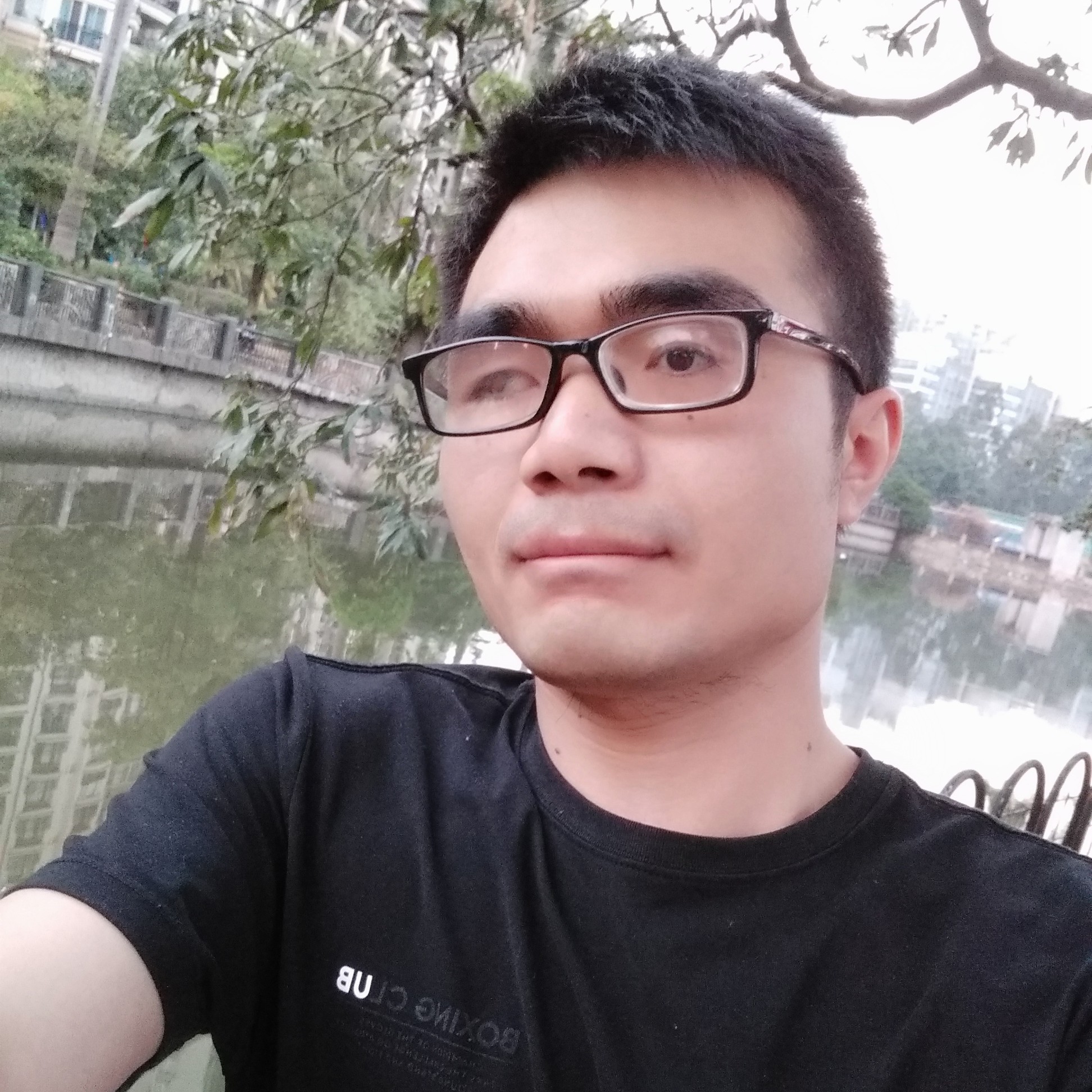 张传聪的照片