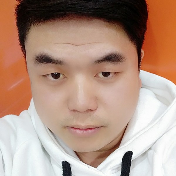 周润洪的照片