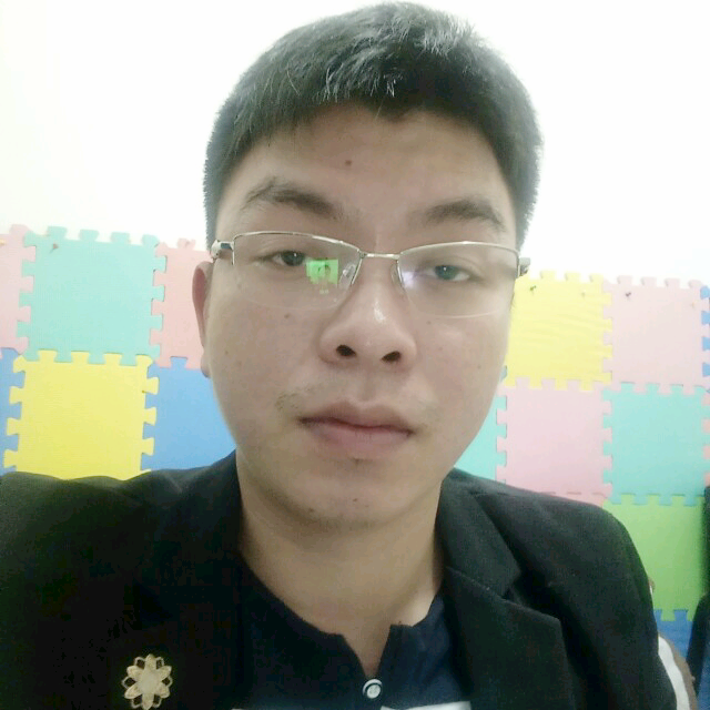 钟情控的照片