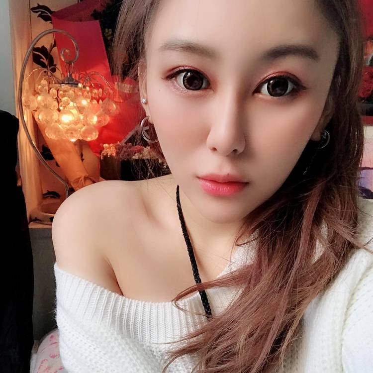欣宽在上海的照片