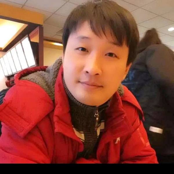 迷雾山谷的照片