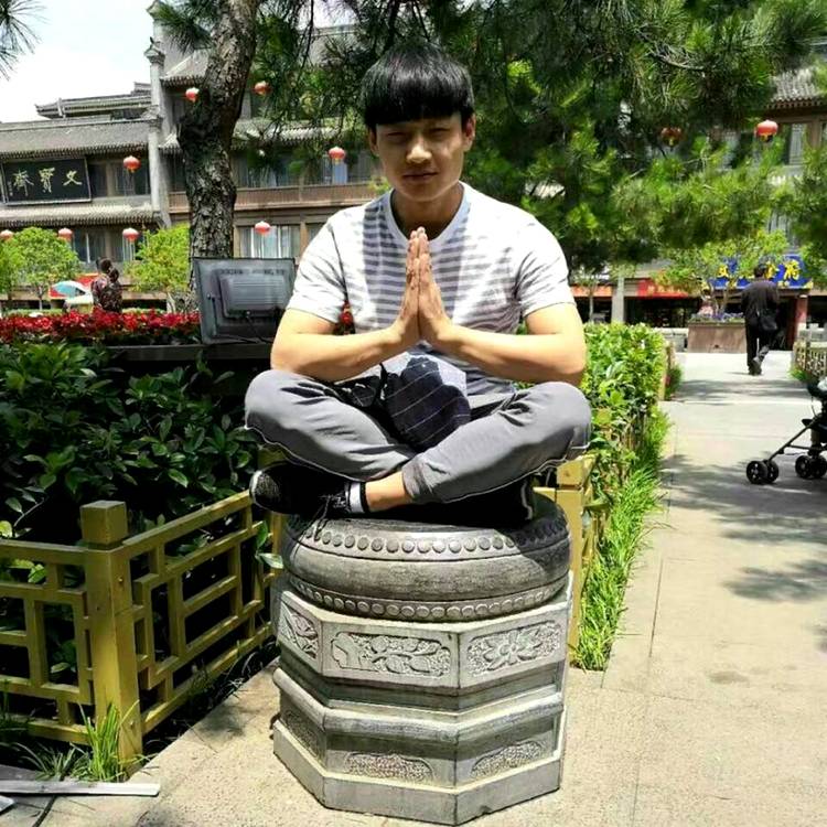 宝贝改变隐形的照片