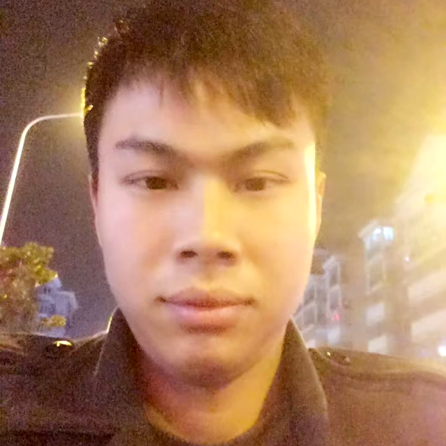 小白菜深拥无语的照片