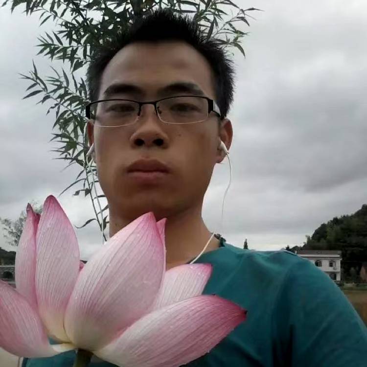 平淡与尘宵的照片