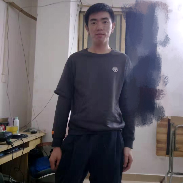 零碎漫步白云的照片