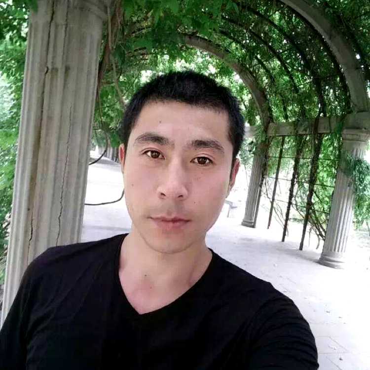 莣訫的照片