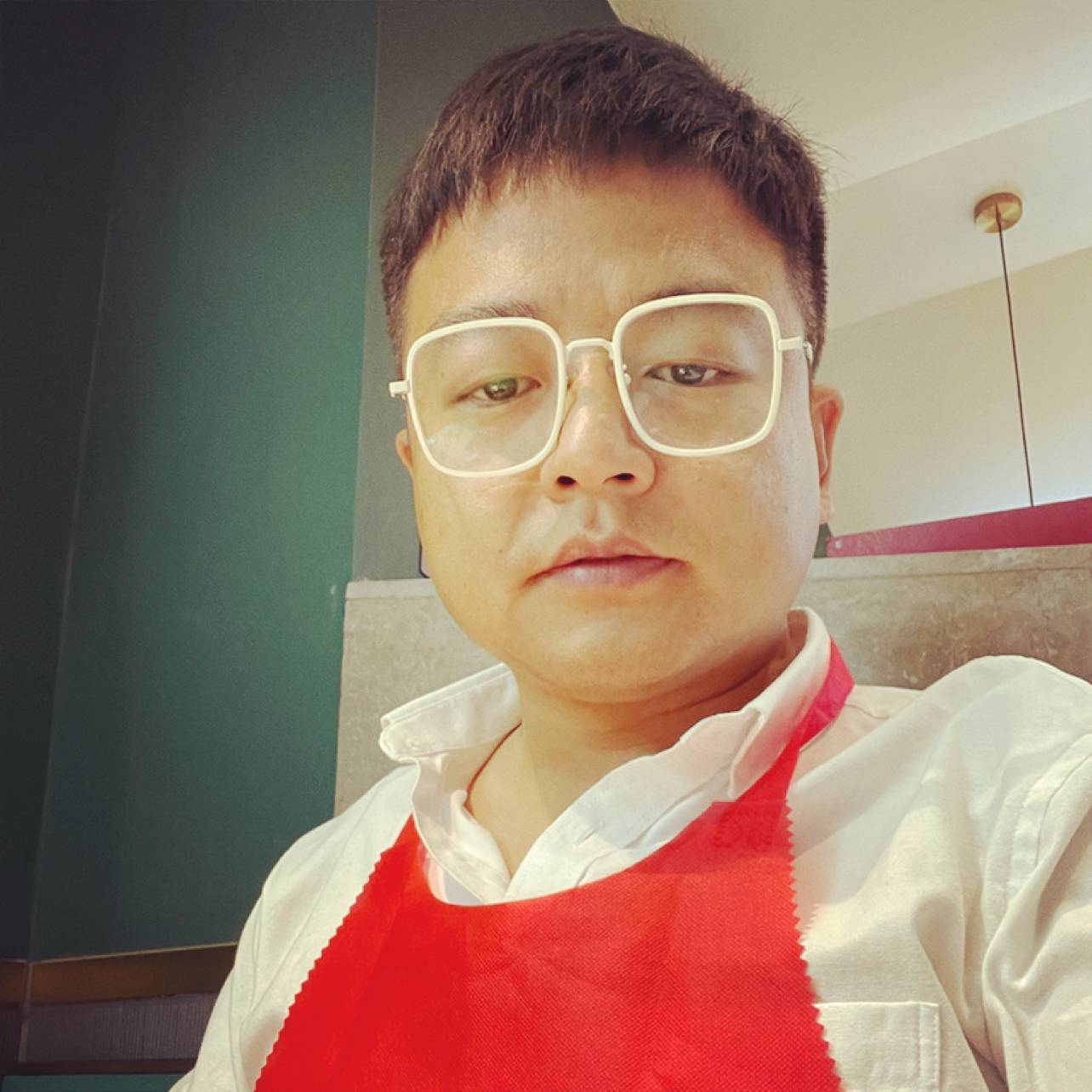 聪明吃醋大米的照片