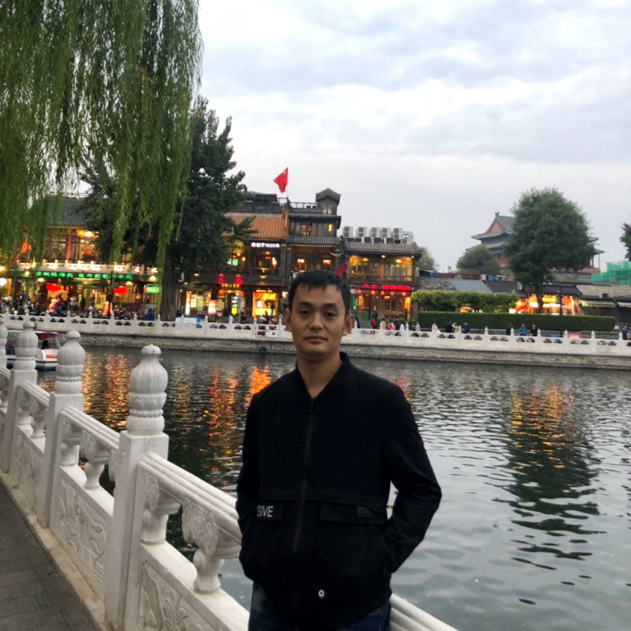 醉梦等待冷静的照片
