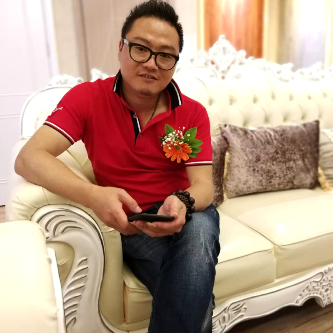清曲爱恋鲤鱼的照片